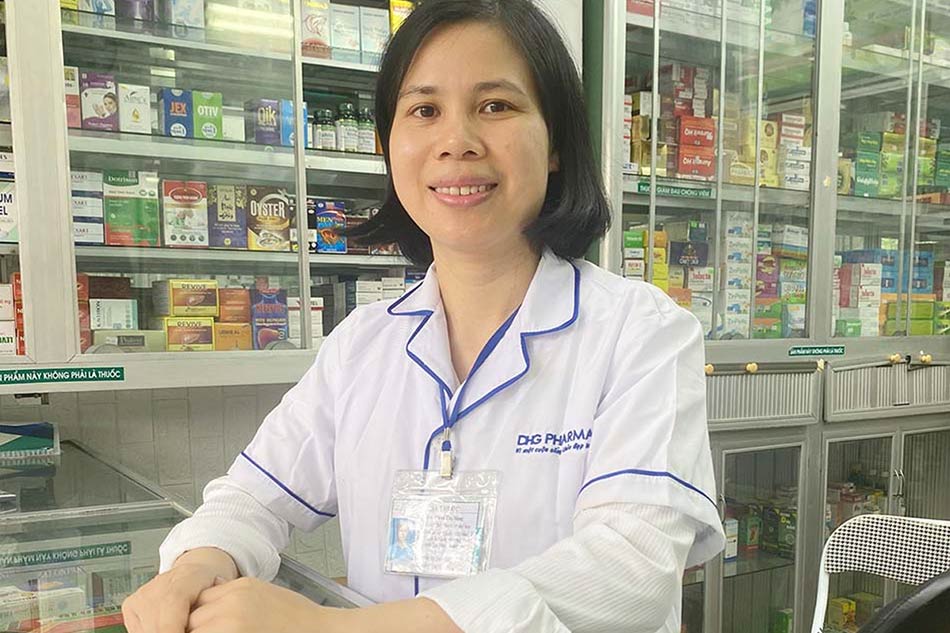 Dược sĩ Phan Thị Hằng - Người chịu trách nhiệm chuyên môn tại nhà thuốc
